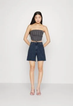 Monki Short En Jean - Blue Medium Dusty -Magasin Général De Mode b050472d22344eb491656d9886bab4a6