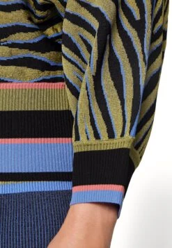 DIANE VON FURSTENBERG Pullover - Khaki 13 DIANE VON FURSTENBERG Pullover - Khaki -Magasin Général De Mode b0ae5822a0c14c52bdc24b3319b48f34