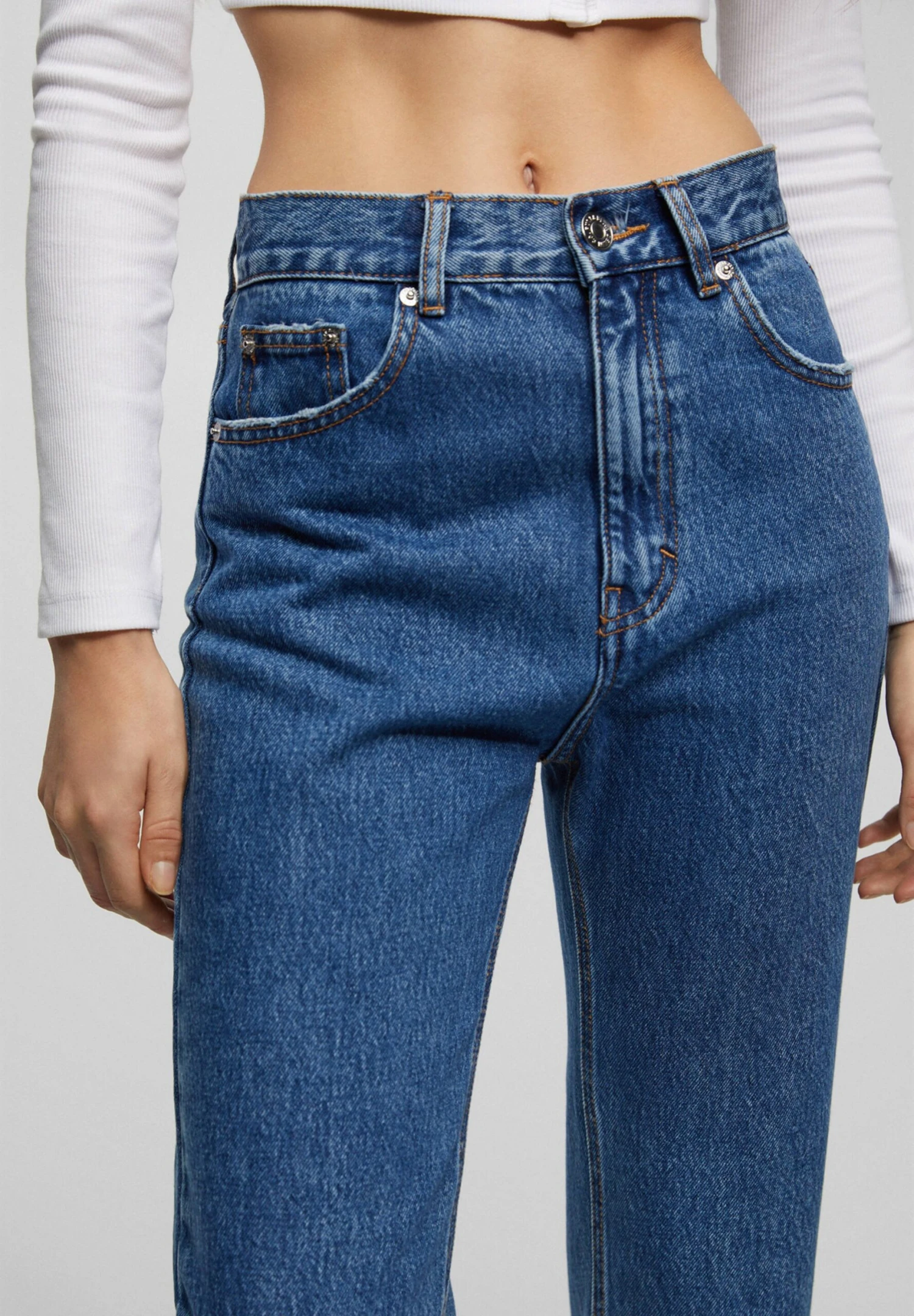 PULL & BEAR Mom Fit - Jeans Fuselé - Dark-Blue Denim 7 PULL & BEAR Mom Fit - Jeans Fuselé - Dark-Blue Denim – Image 5