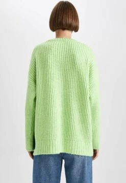 DeFacto Pullover - Green -Magasin Général De Mode b56a23badb4f43508a8269aa53f96e9d