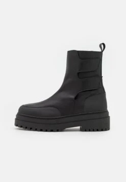 Magasin Général De Mode -Magasin Général De Mode b60c08646be14d4e928868dc0ccea9ab