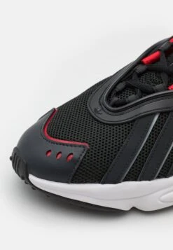 Adidas Originals Oztral Unisex - Baskets Basses - Core Black/Carbon/Better Scarlet 13 Adidas Originals Oztral Unisex - Baskets Basses - Core Black/Carbon/Better Scarlet -Magasin Général De Mode b68e97e2212540eba01f25c1bcd71479