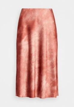 Sharae - Jupe Trapèze - Red 10 Sharae - Jupe Trapèze - Red -Magasin Général De Mode b8a56287db574d2fb8f8e762dcc6b6db