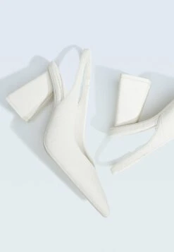 Stradivarius Chaussures De Mariée - Off White -Magasin Général De Mode b8dcbe09f0cd4e8abc3e6f9150fd6db4