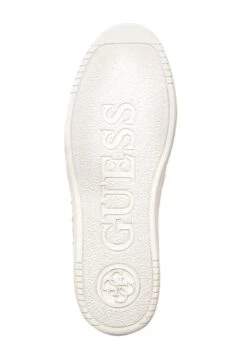 Guess Baskets Basses - Burgu -Magasin Général De Mode b9bc11aa1ba545a381e1c5ae8a53f103
