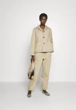 Sacco - Veste Mi-Saison - Argilla -Magasin Général De Mode b9ff0085160b47b7b0ea195562c3270f