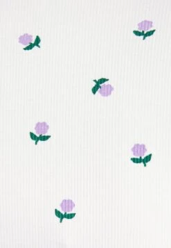 ONLY Onlfenja Set - Débardeur - Cloud Dancer Small Flower Jrs -Magasin Général De Mode bfa0868a064a4d149928dcb0ba16c064