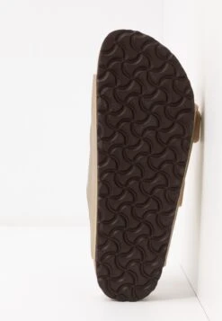Birkenstock Arizona Bf Narrow - Chaussons - Gold -Magasin Général De Mode bff5319a27df4c0c8a8bc789a029ce41