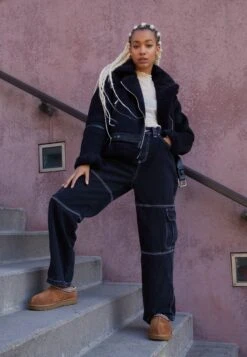 Ugg Tasman - Chaussons - Chestnut