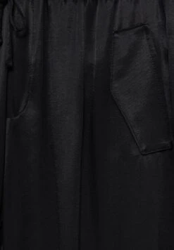 PULL & BEAR Satin Parachute - Pantalon Classique - Mottled Black -Magasin Général De Mode c3b8c9d2f98f4296acf85615e49ddcc9