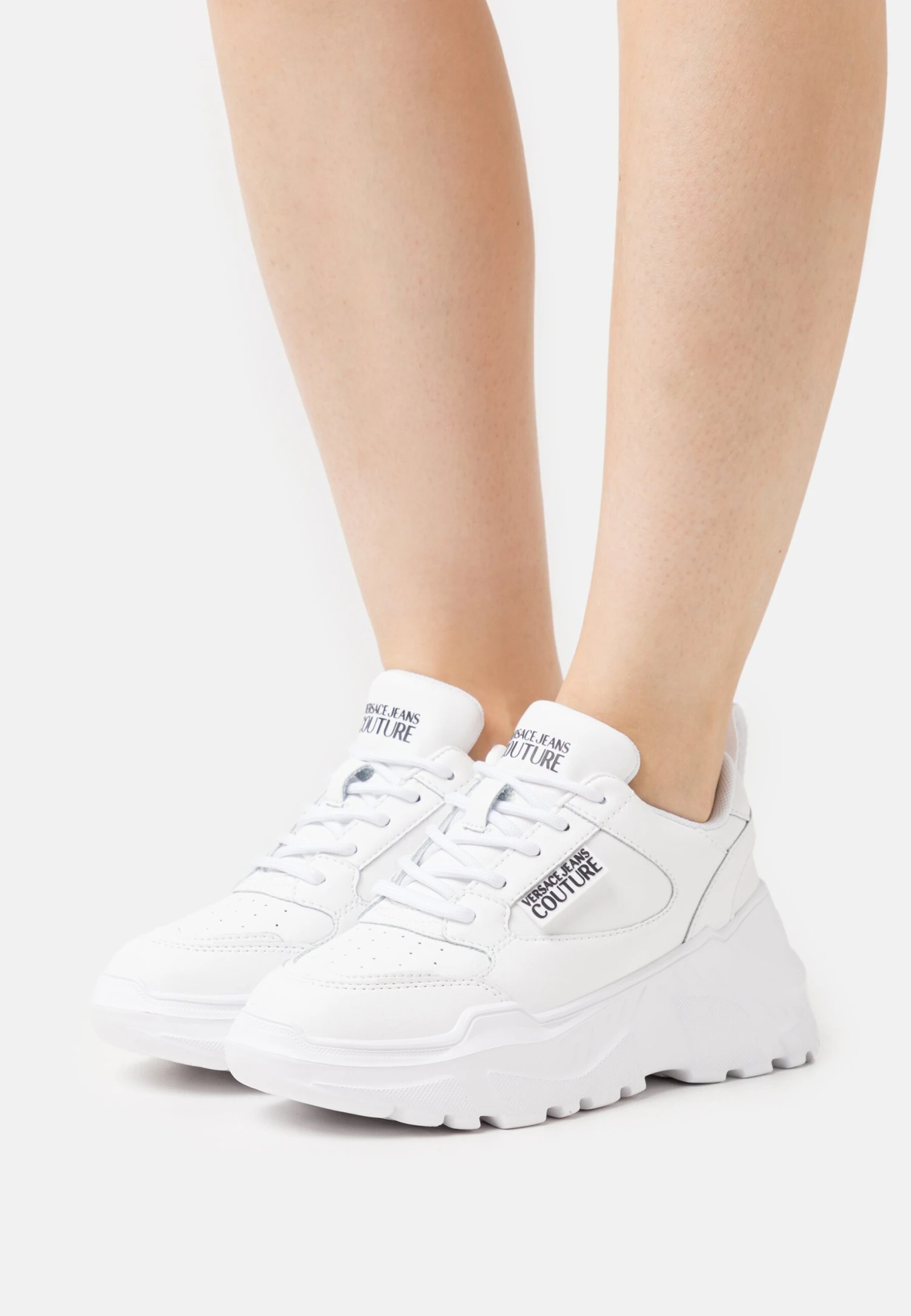 Versace Jeans Couture Baskets Basses - White 3 Versace Jeans Couture Baskets Basses - White