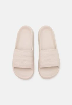 Adidas Originals Adilette Ayoon W - Sandales De Bain - Beige -Magasin Général De Mode c76cebe8da60493e92974ee0a3055ec7