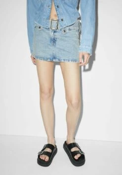 Jupe Trapèze - Denim Light Blue -Magasin Général De Mode c8b2794dc03a4311b44e9755a63b2c81