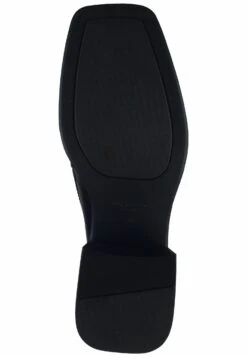 Vagabond Mocassins - Black 13 Vagabond Mocassins - Black -Magasin Général De Mode c94587a8758f448db210381e93bf1f8f