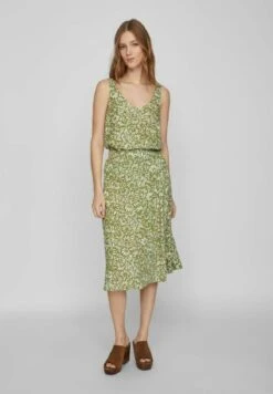 Vila Jupe Trapèze - Calliste Green 9 Vila Jupe Trapèze - Calliste Green -Magasin Général De Mode ca9dbe09b11a4cfea3dbc1720b8de672