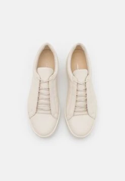 Vagabond Zoe - Baskets Basses - Off White 13 Vagabond Zoe - Baskets Basses - Off White -Magasin Général De Mode d0d8e9fe487247b789aaad3c66d94e2b