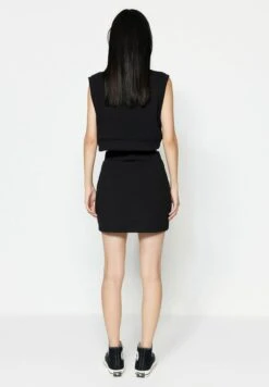 Trendyol Short - Black -Magasin Général De Mode d15bbc37c4cf4822a4b9040c042ebc34