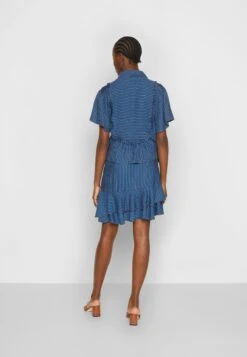 MUNTHE Curve - Minijupe - Indigo 12 MUNTHE Curve - Minijupe - Indigo -Magasin Général De Mode d23647ba2fb54cc39e9a7ec7b755f22e