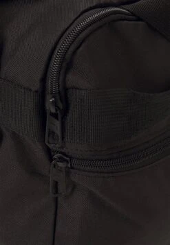 Puma Challenger Duffel Bag Xs Unisex - Sac De Sport - Black 12 Puma Challenger Duffel Bag Xs Unisex - Sac De Sport - Black -Magasin Général De Mode d2f71828753c487d9f76067abc81f099