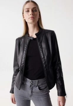 Veste En Similicuir - Black -Magasin Général De Mode d6552fa36076476791376d04e6a6b8e4