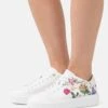 Ted Baker Lorayy - Baskets Basses - White -Magasin Général De Mode d83eaf3f571c4d658950ab1fc2ea2d36