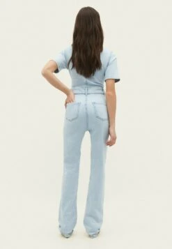 Stradivarius Combinaison - Light Blue Denim -Magasin Général De Mode da5d312692c84e9d82205fd0c5104603