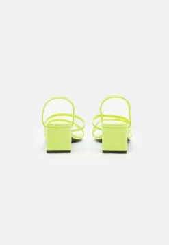 Monki Sandales - Green -Magasin Général De Mode db706a2a378841da9813034cdcfd228d