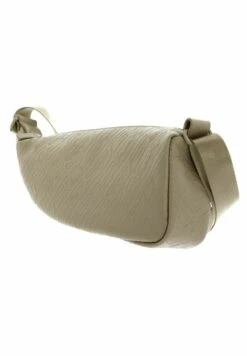 Lacoste Sac Banane - Lion -Magasin Général De Mode dba5dc4ed48f40fe81119eaa1653f539