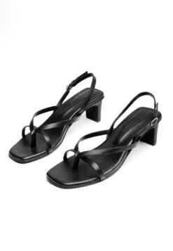 Sandales À Talons Hauts - Black 8 Sandales À Talons Hauts - Black -Magasin Général De Mode dd0294e859204f1abb9e7557c8597316