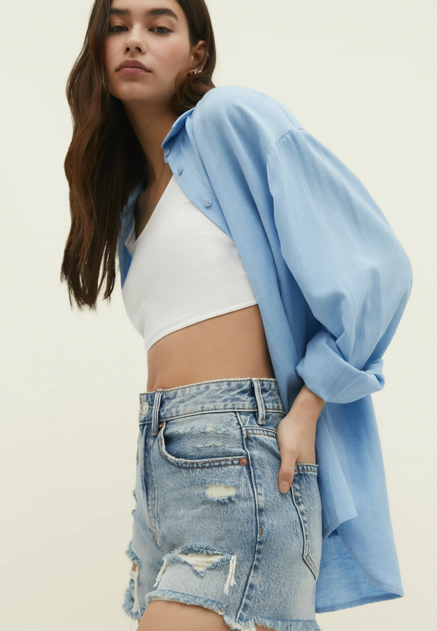 Stradivarius Ripped - Short En Jean - Used Denim 6 Stradivarius Ripped - Short En Jean - Used Denim – Image 4