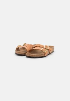 Birkenstock Yao Balance Regular Fit Vegan - Mules - Pecan -Magasin Général De Mode e18698c65b03406983848720577c4b2d