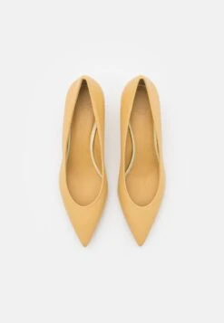 Renza - Escarpins - Miele -Magasin Général De Mode f104cf654f4046599d4623b9f97770c6