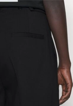 Holzweiler Ella Trousers - Pantalon Classique - Black -Magasin Général De Mode f1376f9ded75409eb7af8d918470d3ca