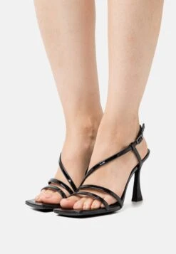 Tamaris Sandales - Black