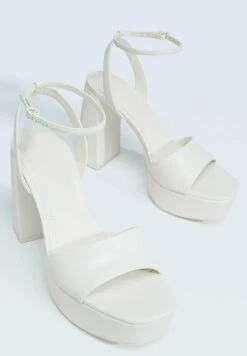 Stradivarius Chaussures De Mariée - Offwhite -Magasin Général De Mode f287cda0593140039d4afced730948b3
