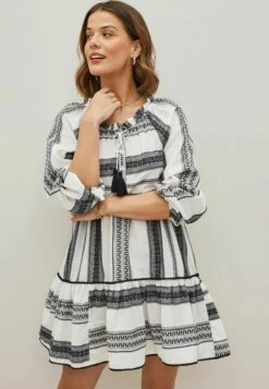 Next Jacquard Kaftan - Robe De Jour - White/Black Beach