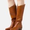 Felmini Dayto - Bottes - Cognac 2 Felmini Dayto - Bottes - Cognac -Magasin Général De Mode f4685a0a4fd143b0bd3436169bd6469d