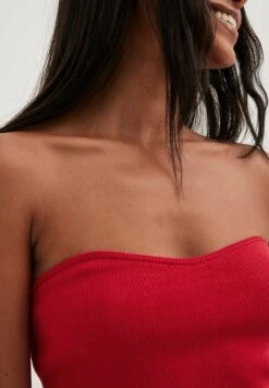 NA-KD Tube-Aus - Débardeur - Red -Magasin Général De Mode f9872cc29f604a99b2c3dc93a658df87
