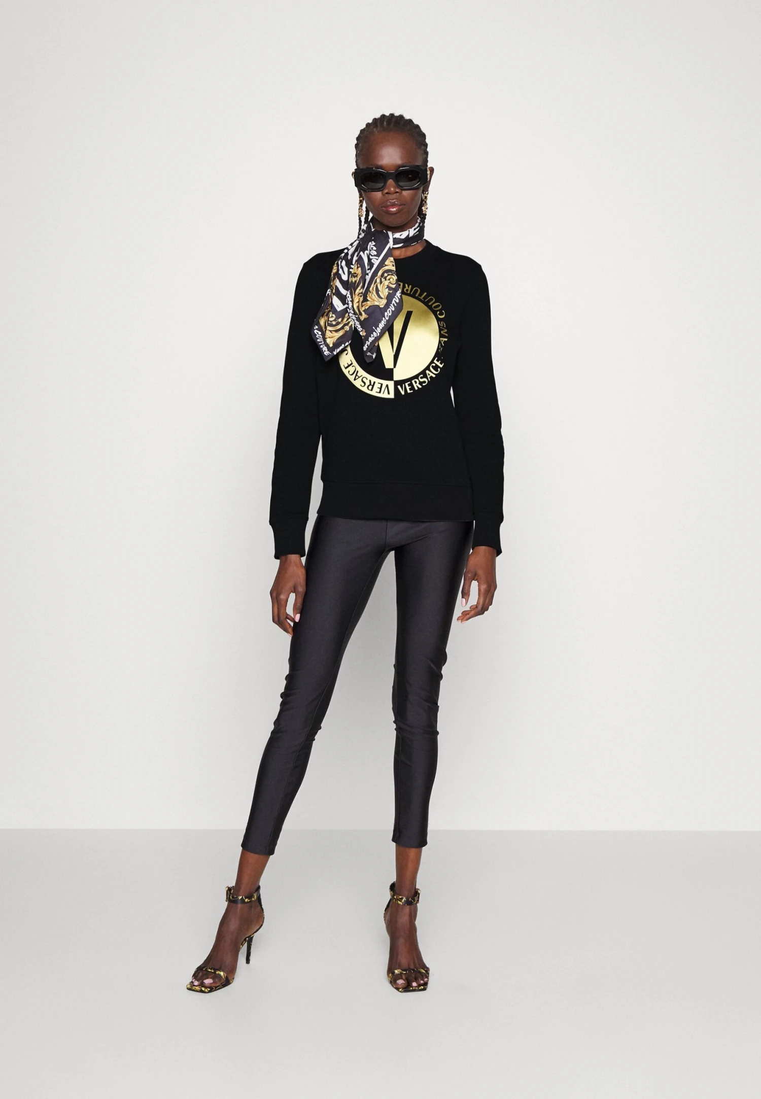 Versace Jeans Couture Sweatshirt - Black/Gold 4 Versace Jeans Couture Sweatshirt - Black/Gold – Image 2