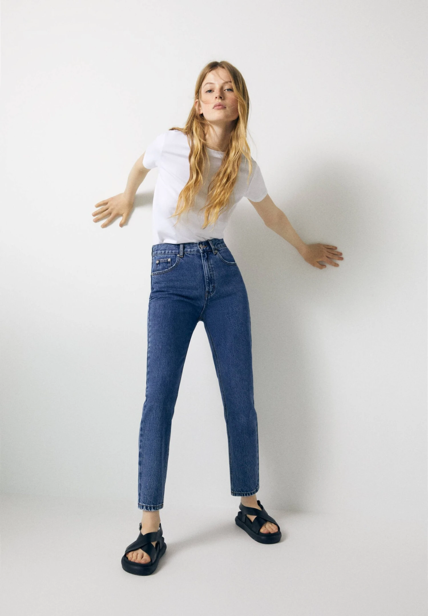 PULL & BEAR Mom Fit - Jeans Fuselé - Dark-Blue Denim 8 PULL & BEAR Mom Fit - Jeans Fuselé - Dark-Blue Denim – Image 6