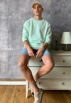 Nouvelles versions -Magasin Général De Mode fd5f1aefb5e7429c9da4d6deca7746e2