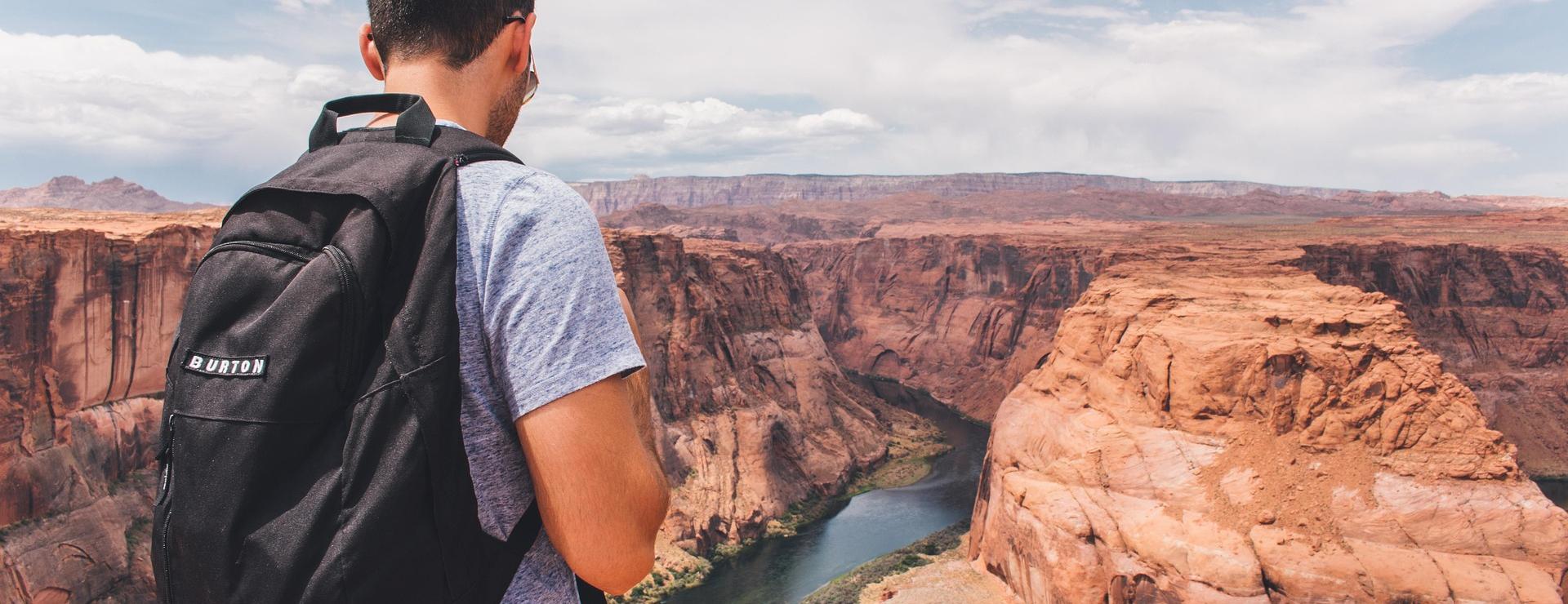 Magasin Général De Mode -Magasin Général De Mode backpacker 2179282 1920 4